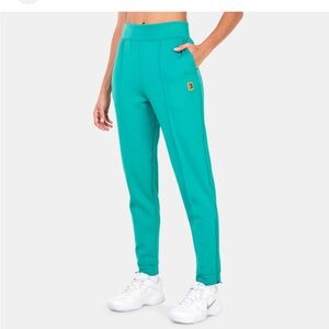 NWOT Women's Dri-FIT Court Tennis Pants XL green